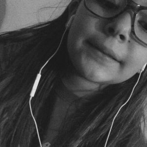 Meet your Posher, Lillian